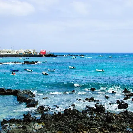Apartment On The Sea *